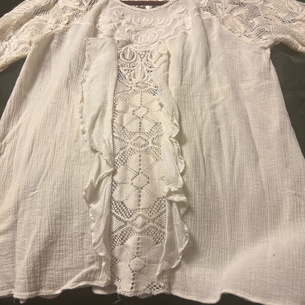 Beautiful cream, vintage FreePeople top
